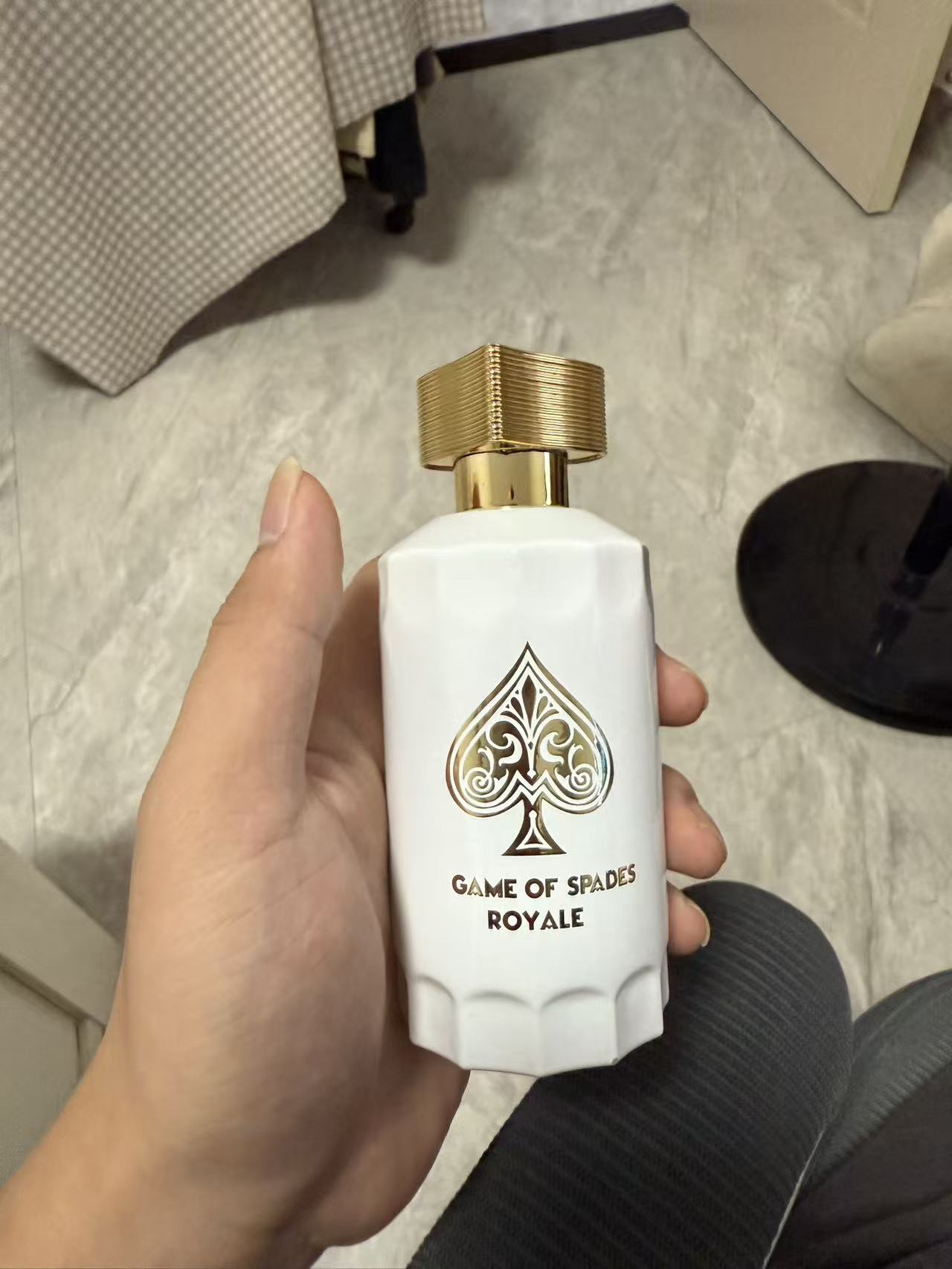 น้ำหอมอาหรับ กลิ่นหอมติดทนนาน  - Perfume Royal Fragrance บทวิจารณ์และราคา